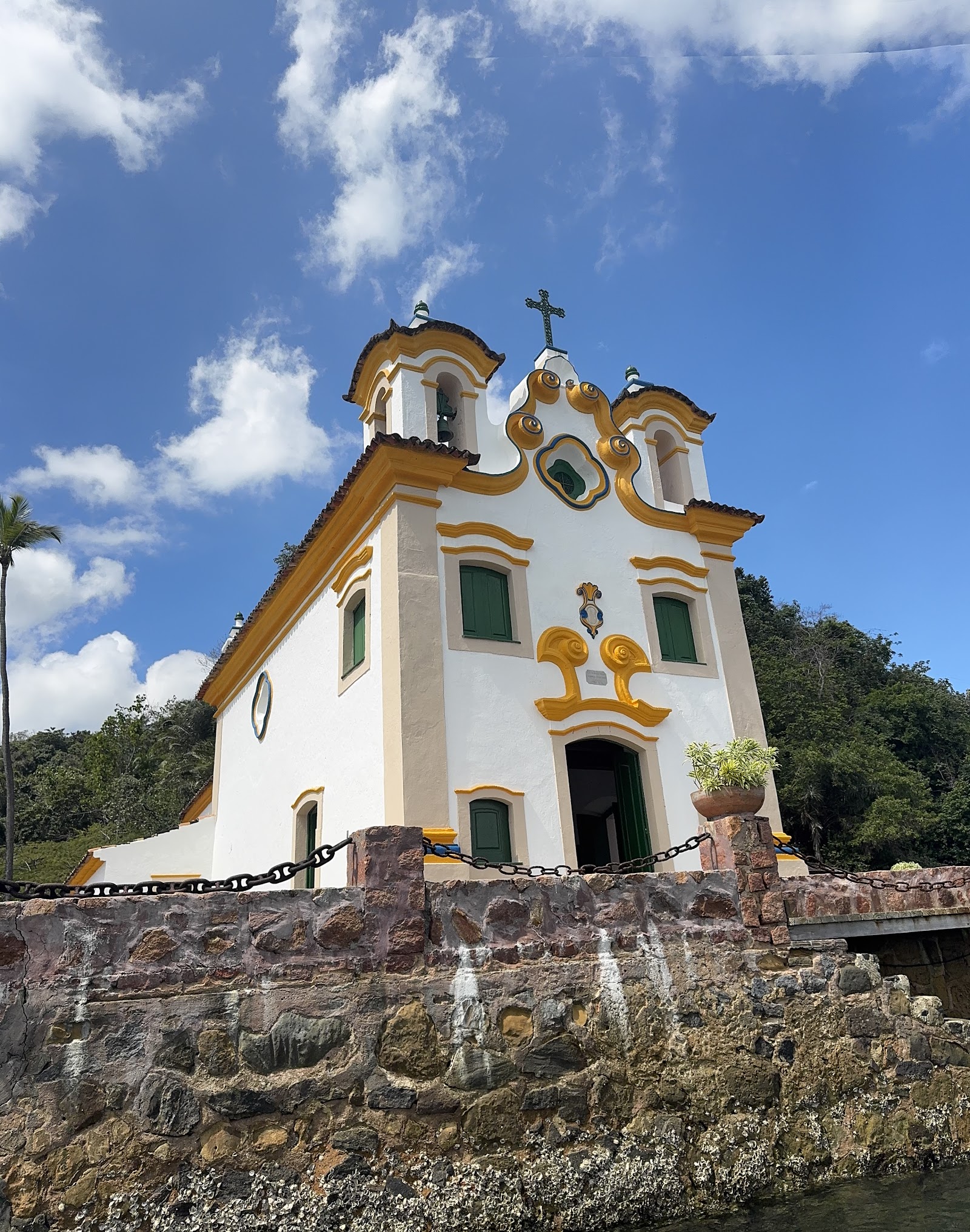 Passeios Ilha dos Frades - FELICIDADE PASSEIOS