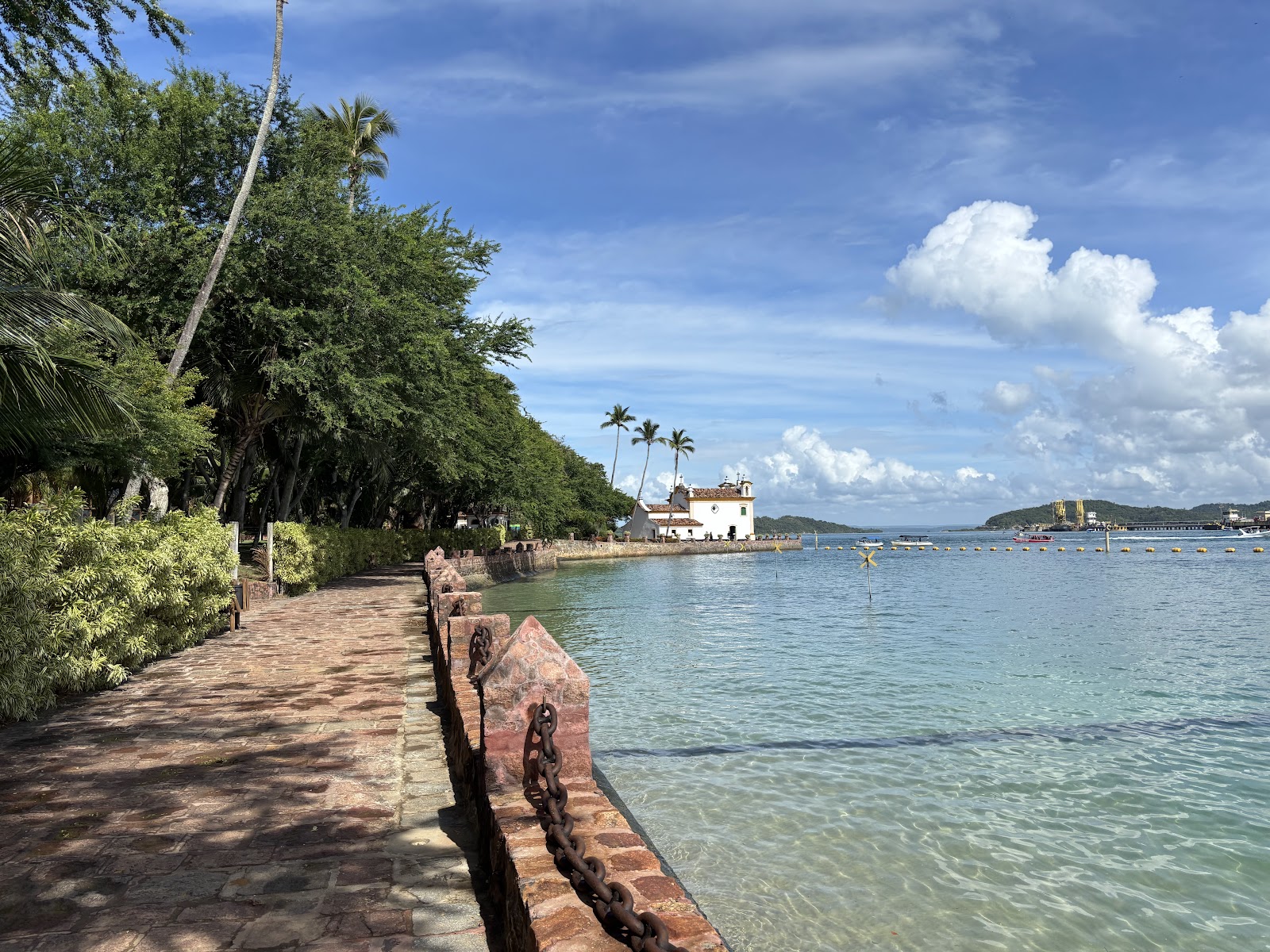 Passeios Ilha dos Frades - FELICIDADE PASSEIOS