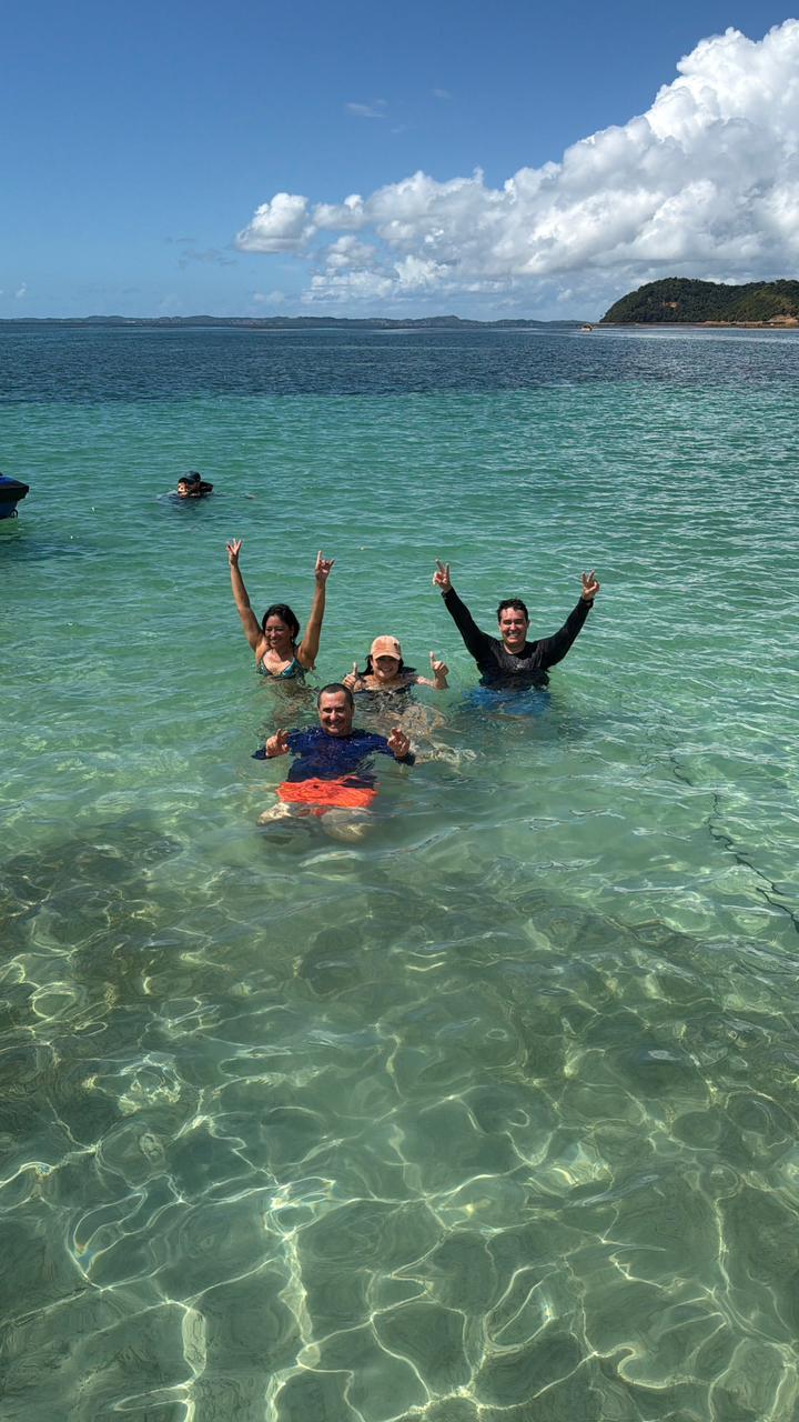 ROCHA NÁUTICA - Passeios de Lancha na Ilha dos Frades
