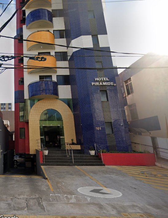 Hotel Piramide