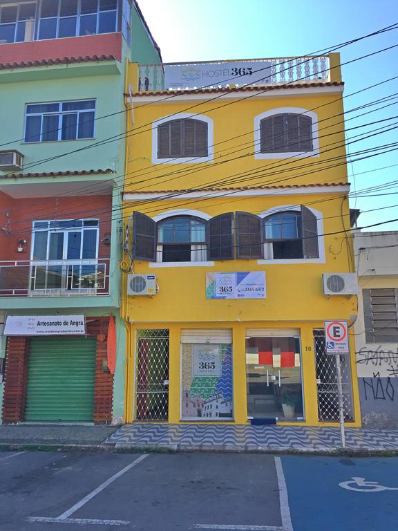 Hostel 365