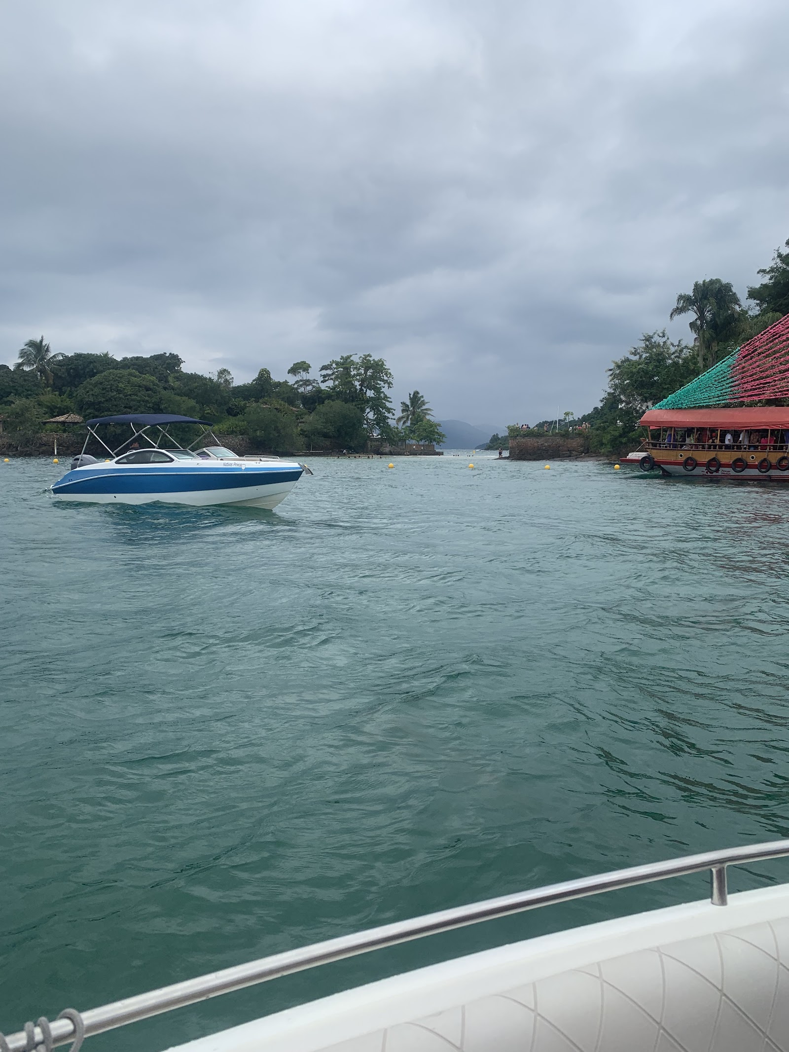 Passeio de Lancha em Angra dos Reis