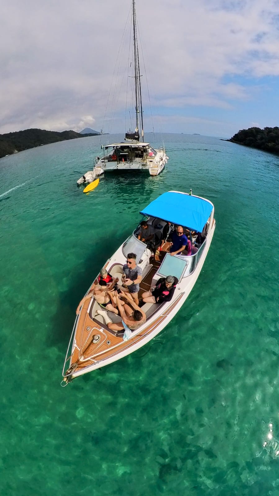 Passeios de Lancha em Angra dos Reis | Caiçara Turismo Náutico