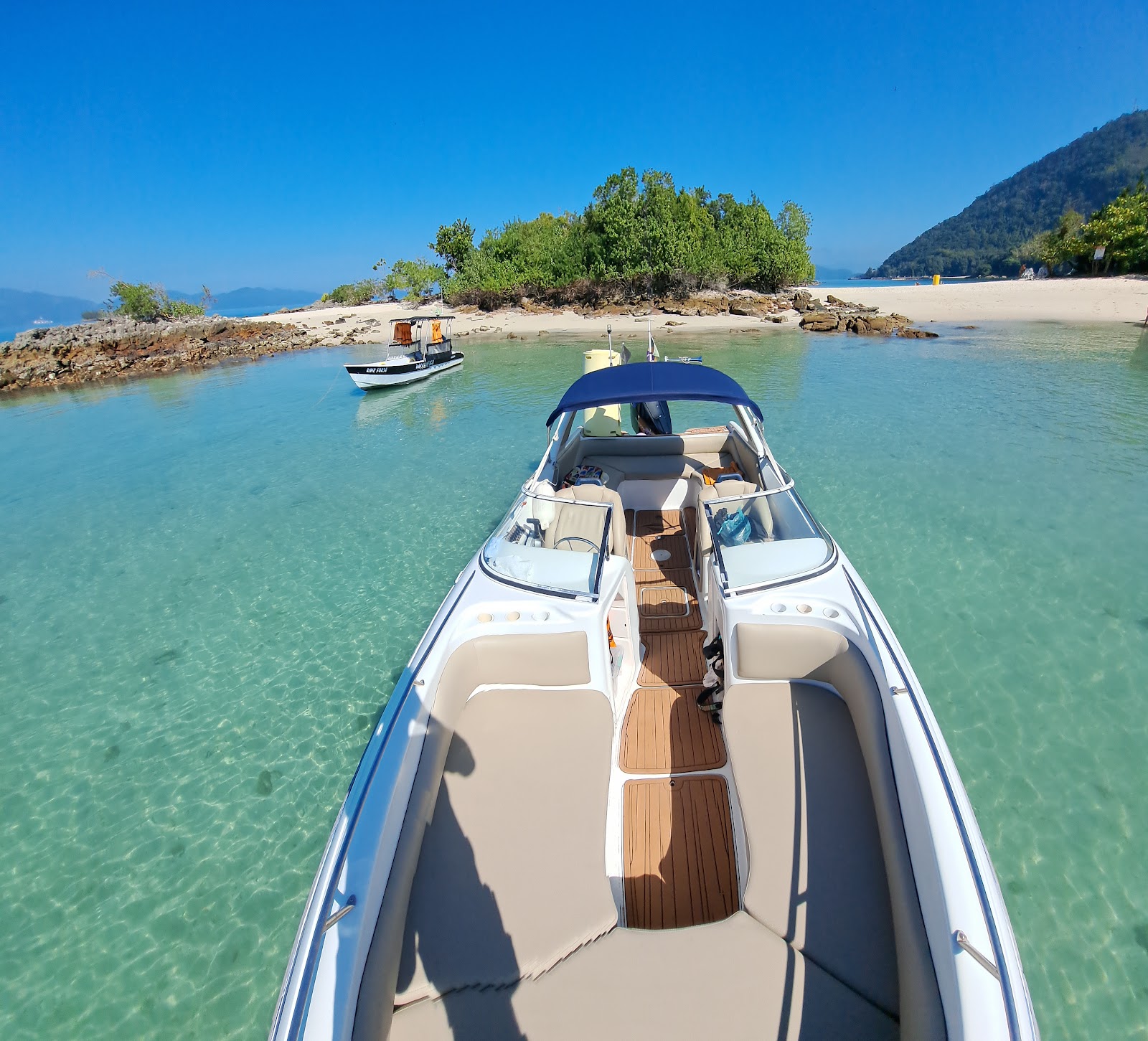 @Lugares de Angra |Passeios de Lancha em Angra dos Reis