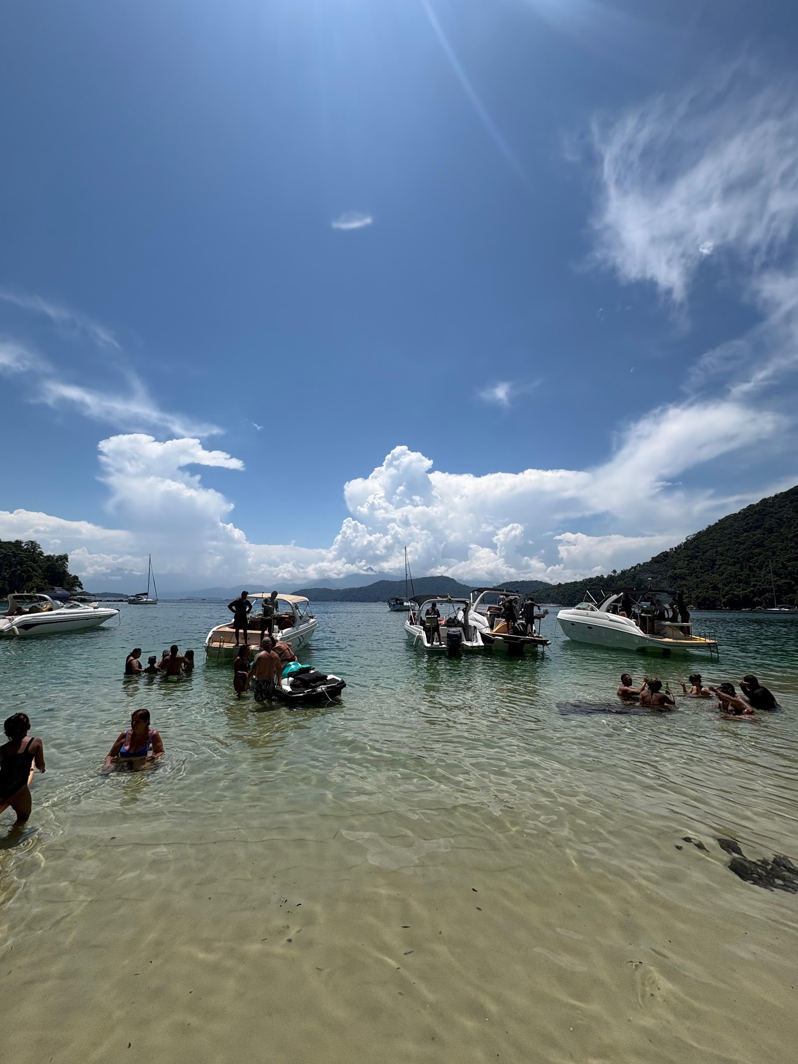 Exotiic Paradise - Passeio de lancha Angra