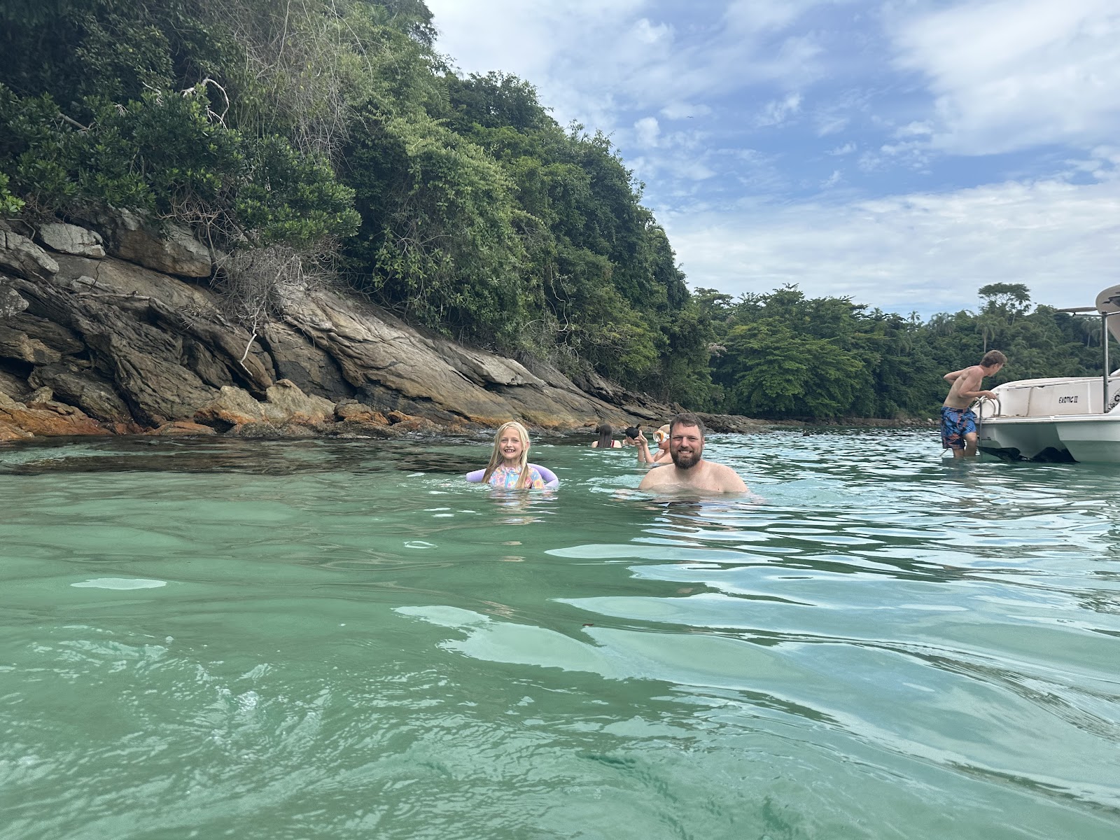 Aluguel de lancha em Angra | Caiçara Tour Angra