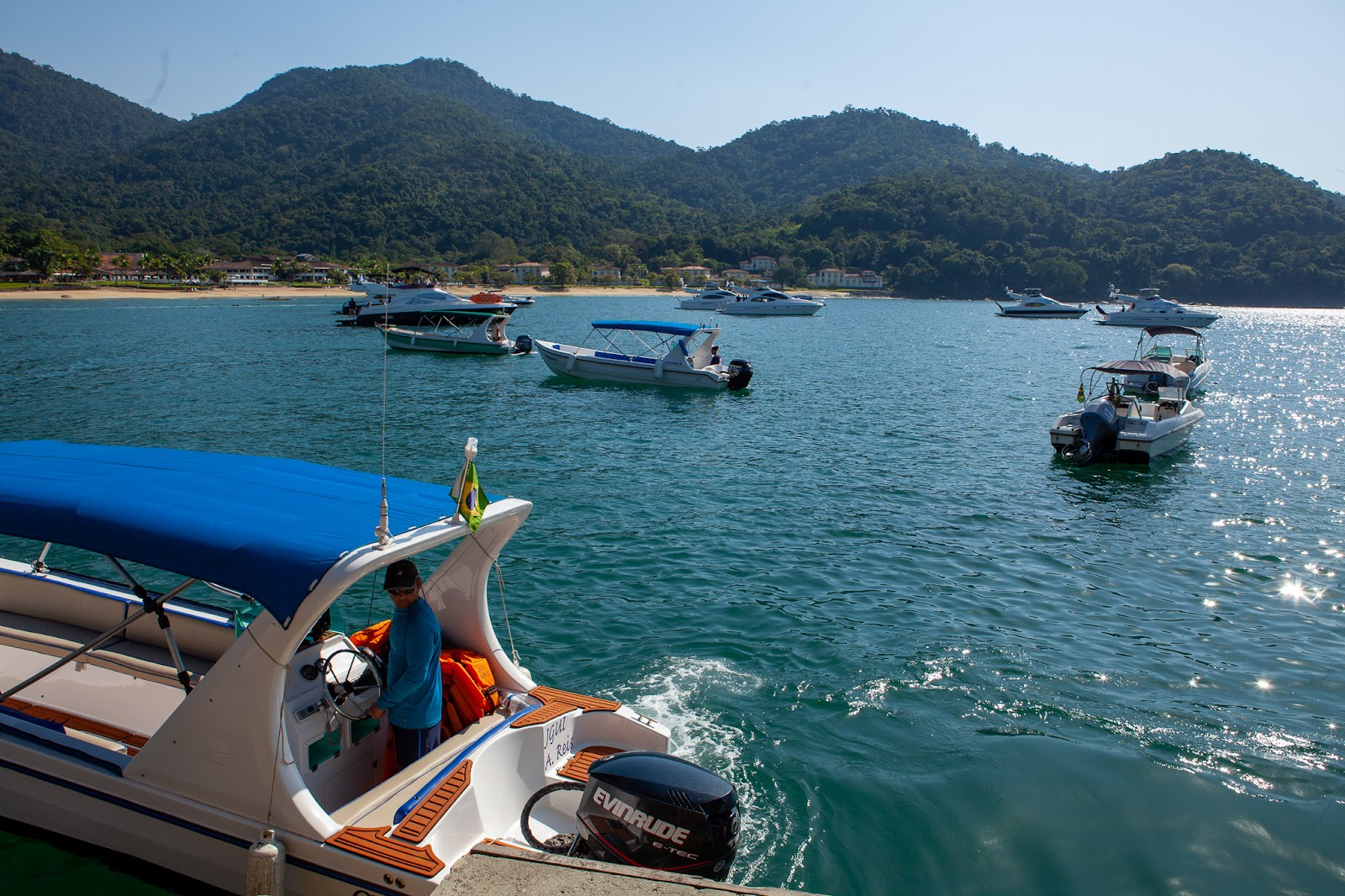 Maré Alta Charter