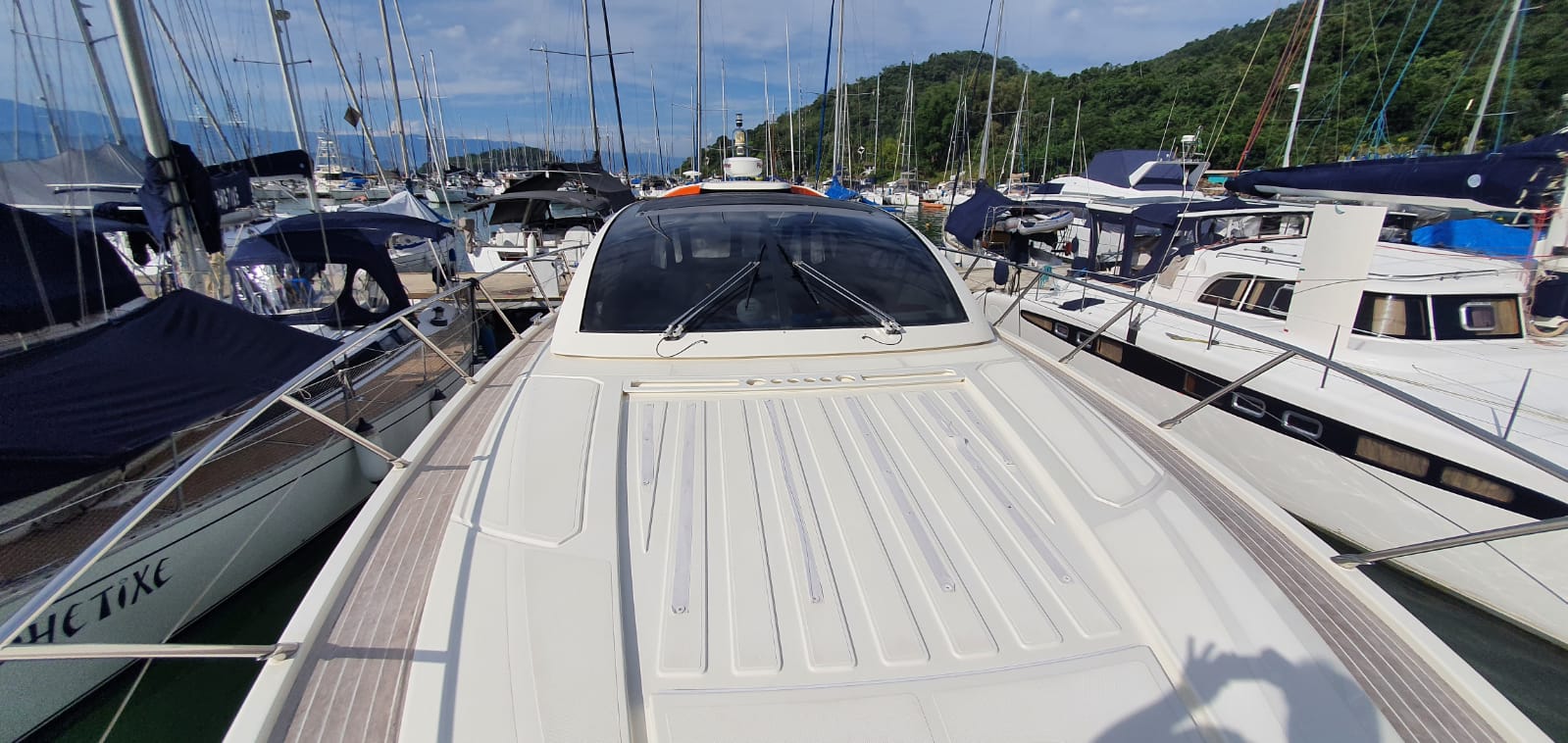 Maré Alta Charter