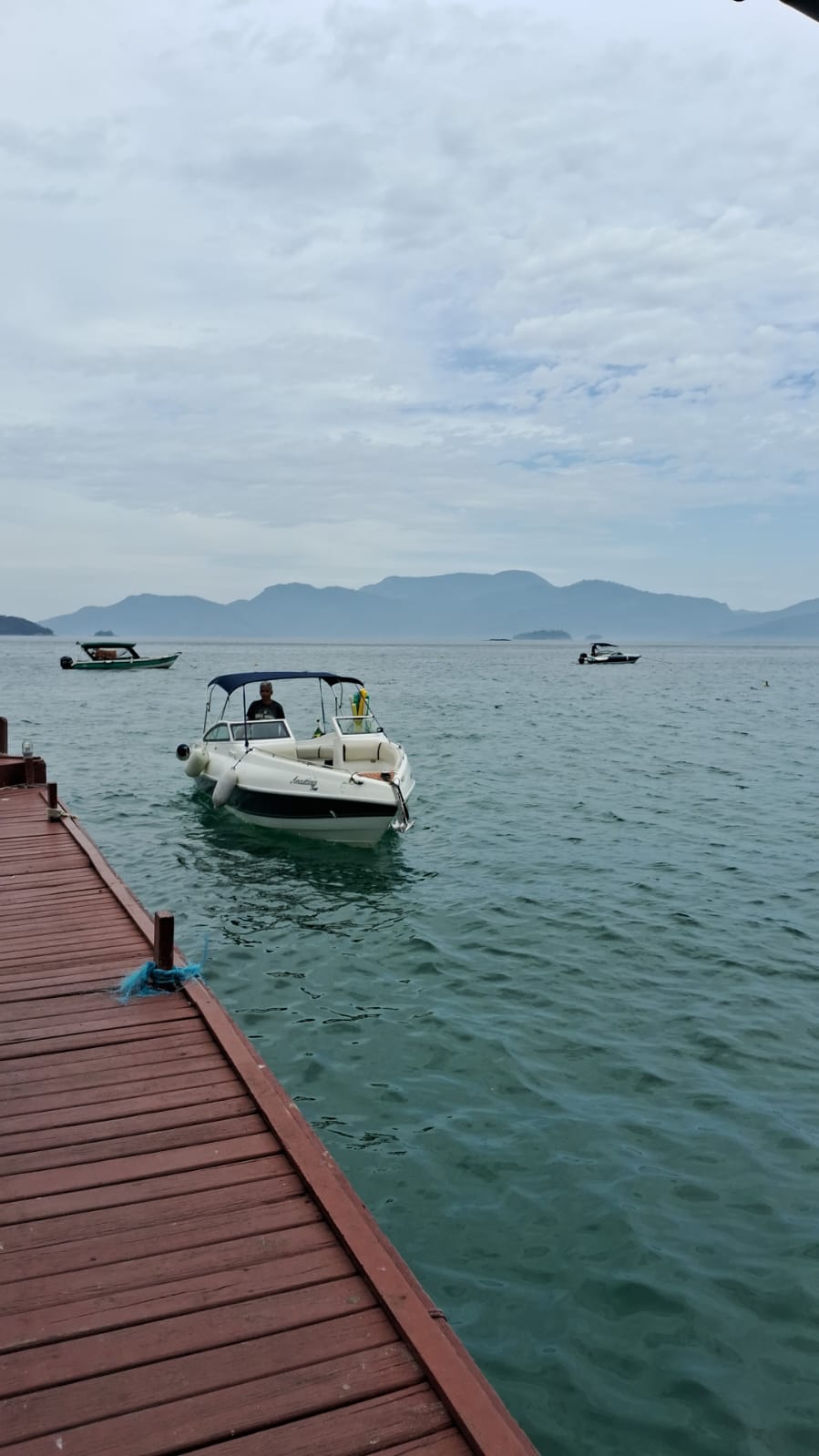 DM Angra Tur - Angra dos Reis Passeio de Lancha