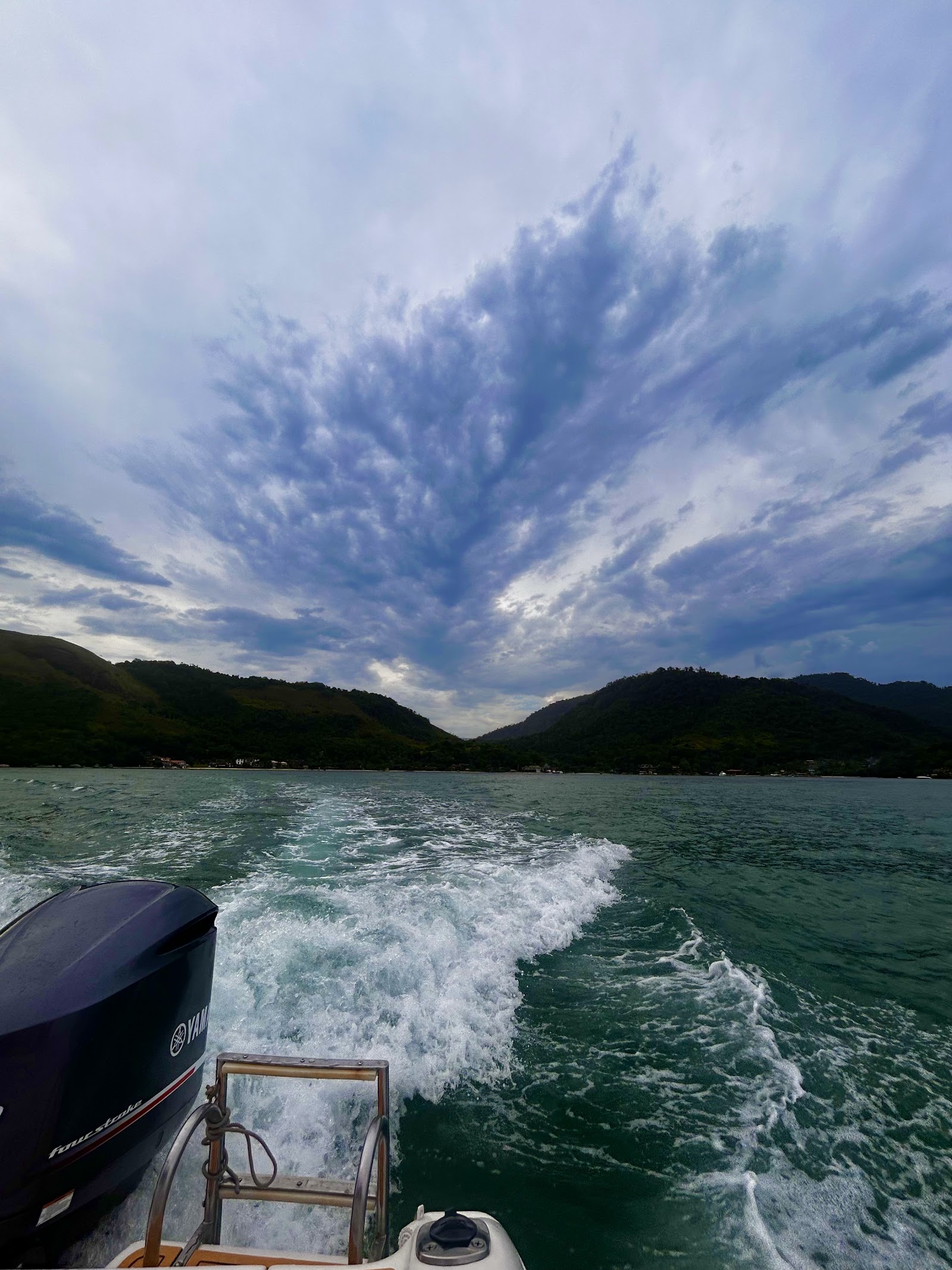 Litoral Tour Angra | Passeios de Lancha + Jetski