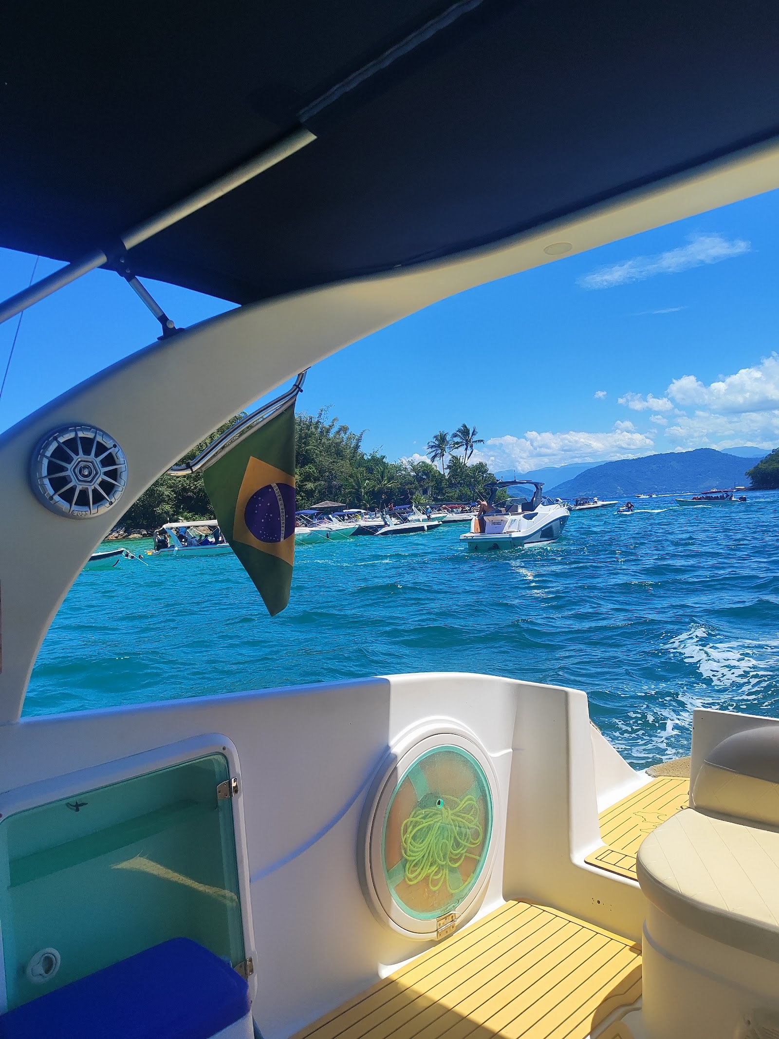 Buona Vita Passeios de Lancha Ilha Grande
