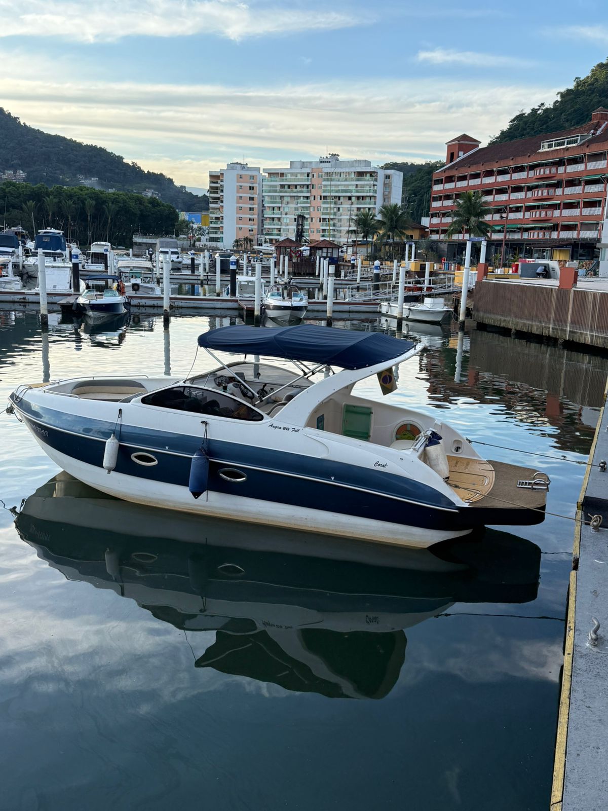 Buona Vita Passeios de Lancha Ilha Grande