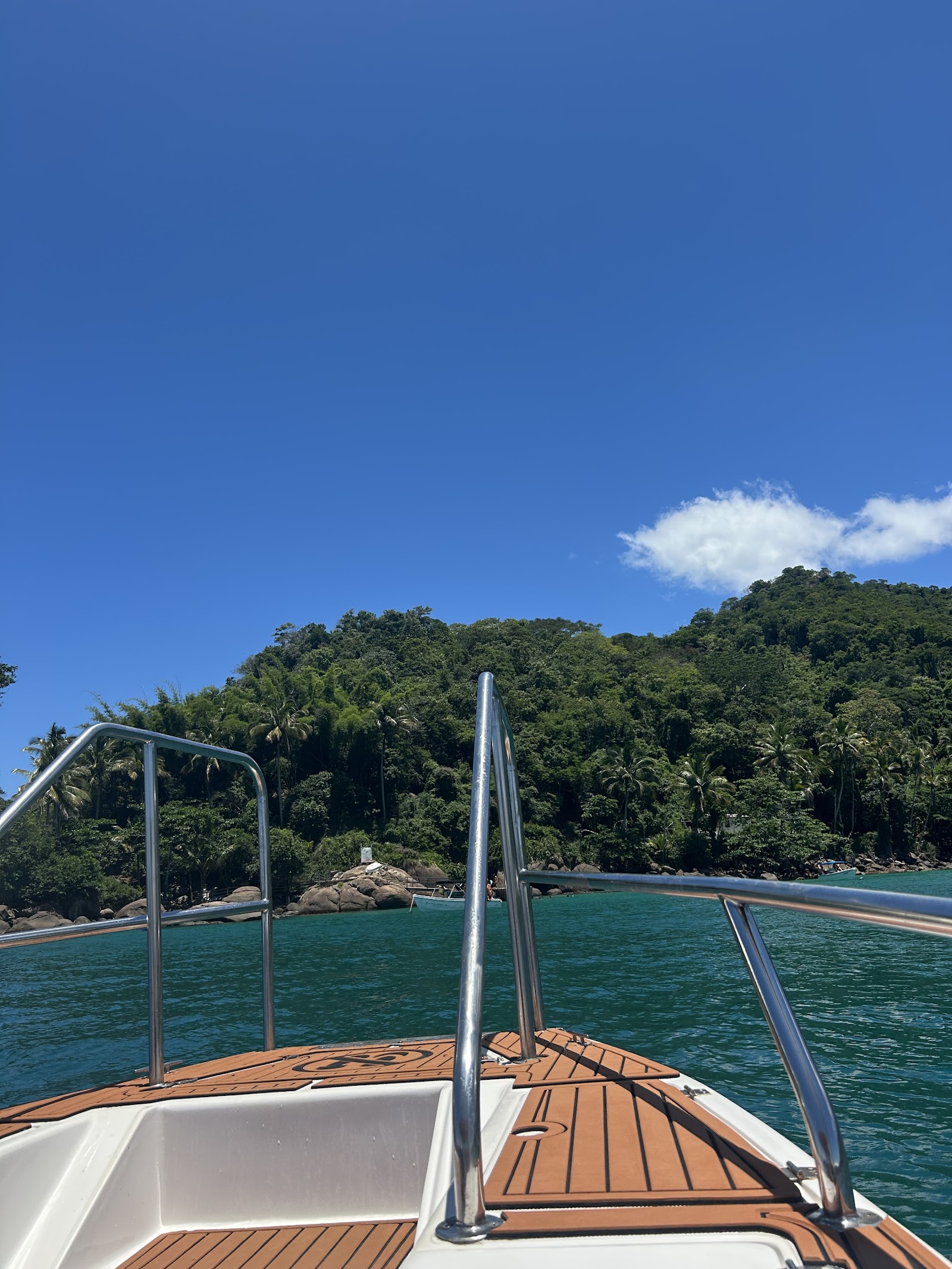Adventure Boat - Passeio de lancha