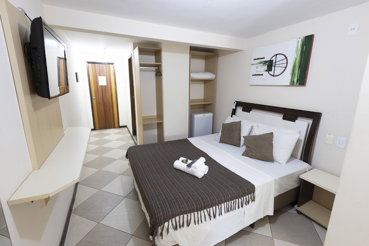 Pousada Lonier Praia Inn Flats