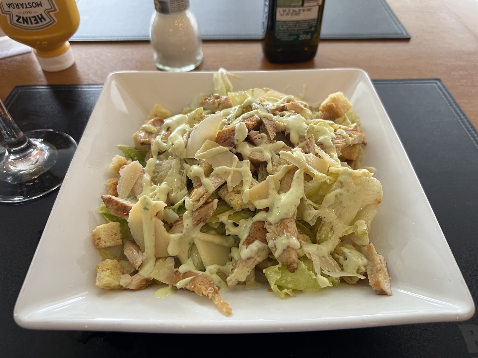 Restaurante & Pizzaria Black Wood | Shopping Piratas