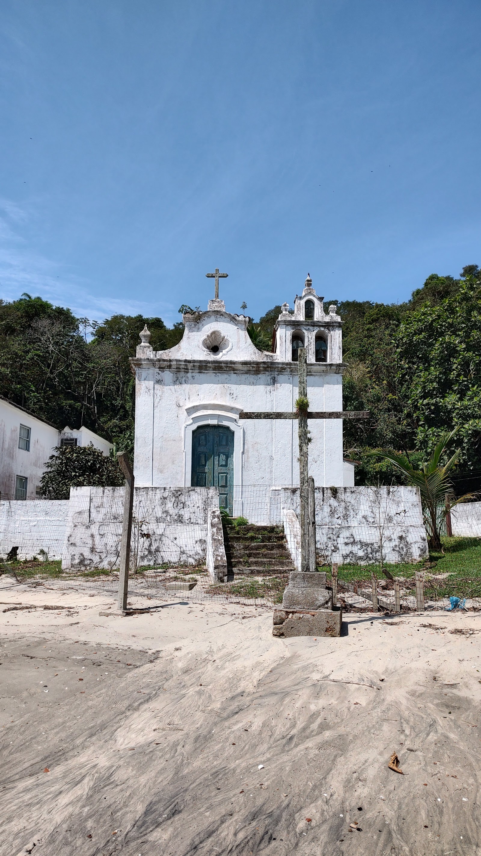 Igreja de Praia da Ribeira ( Retiro)