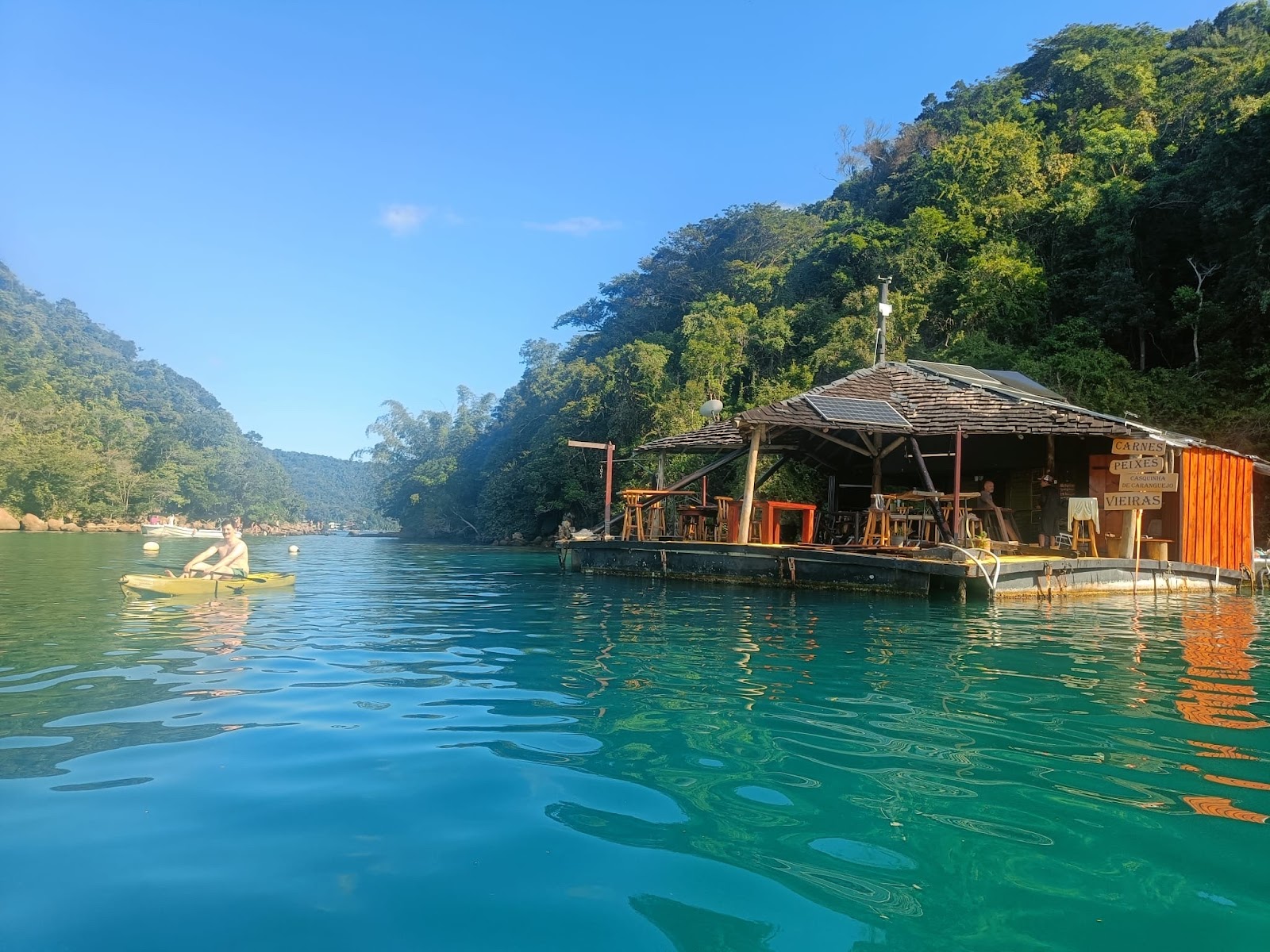 Flutuante Lagoa Verde