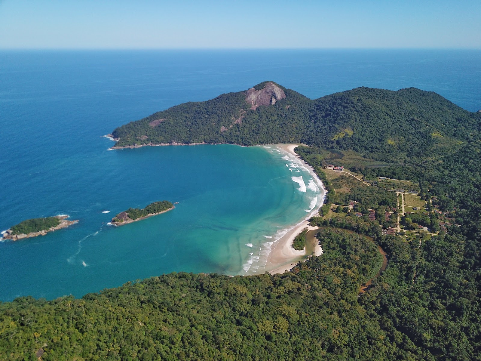 Trilha para Praia do Caxadaço