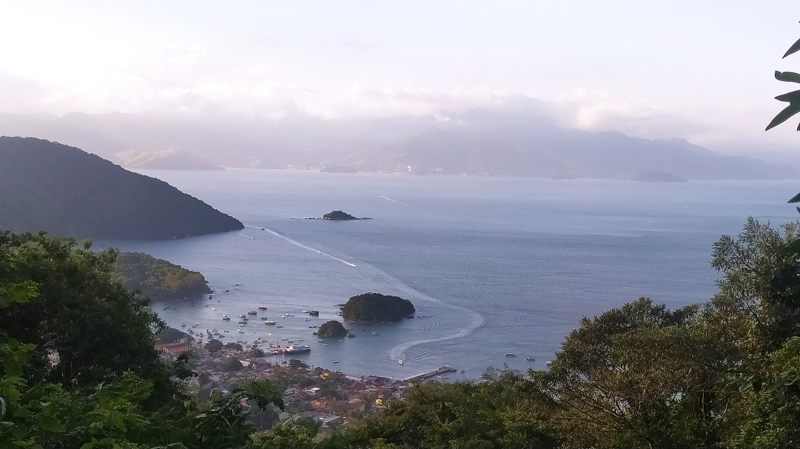 Trilha corta-caminho para Dois Rios