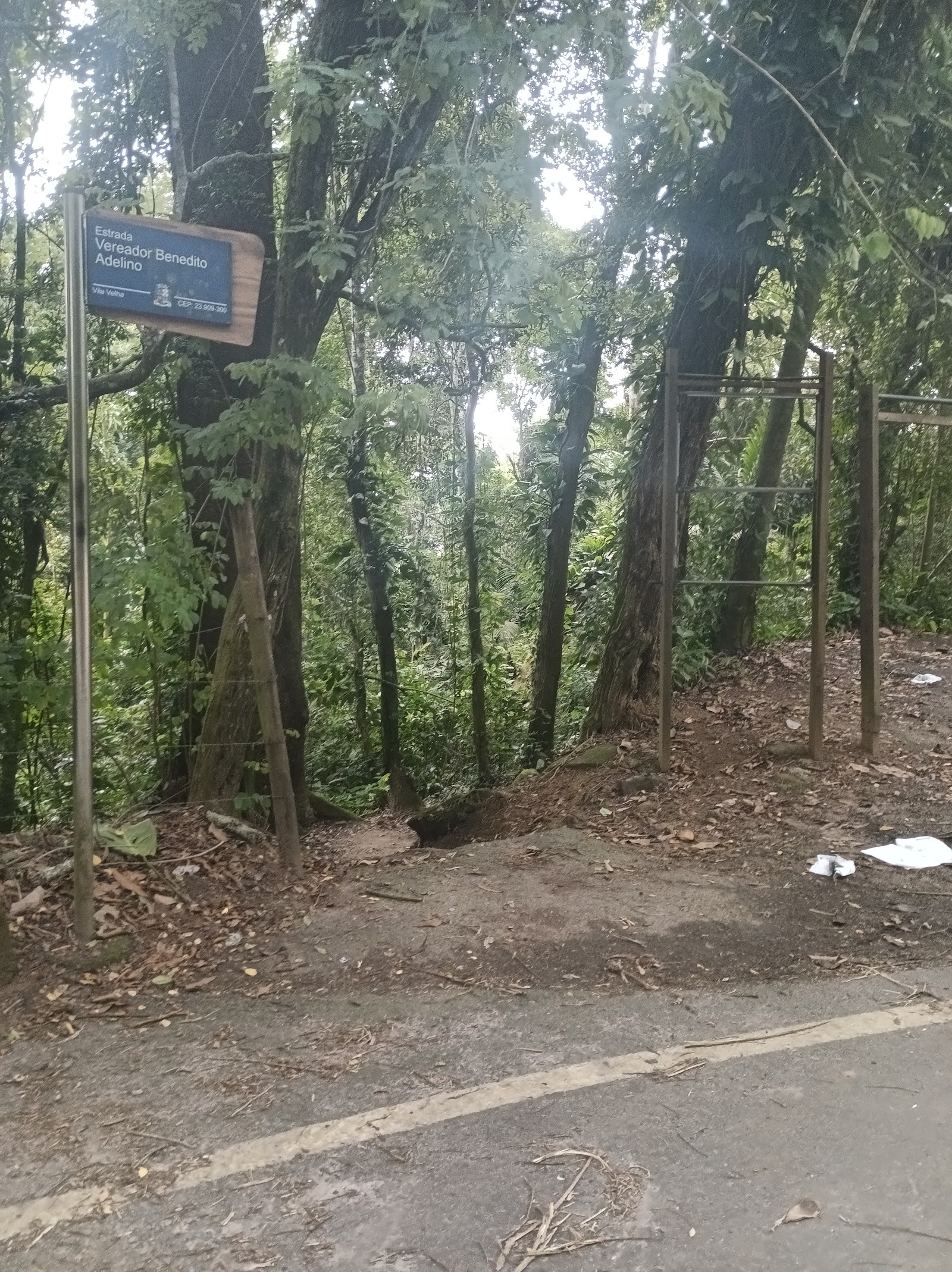 Início da Trilha - Praia da Bica