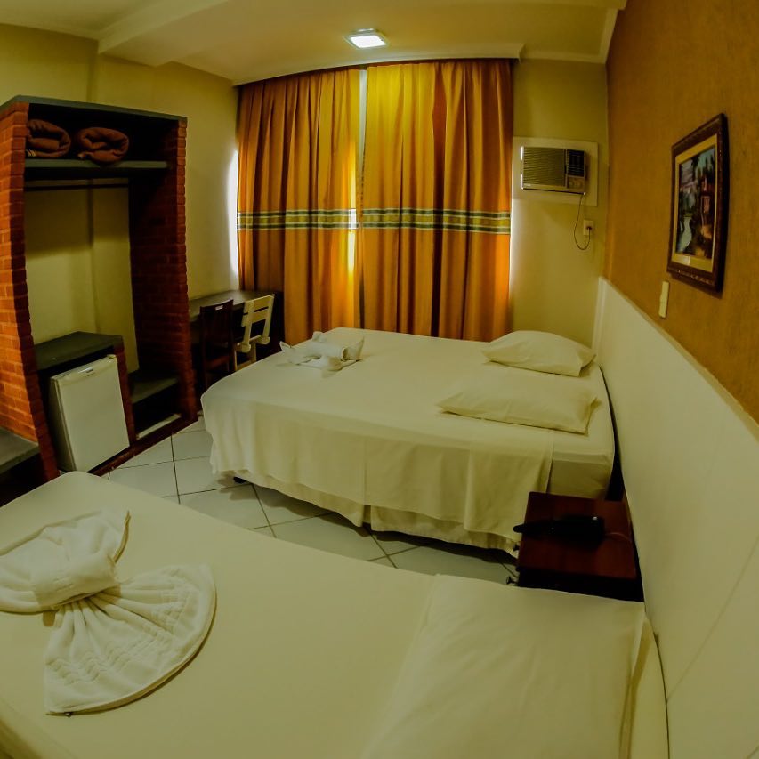 Acrópolis Marina Hotel