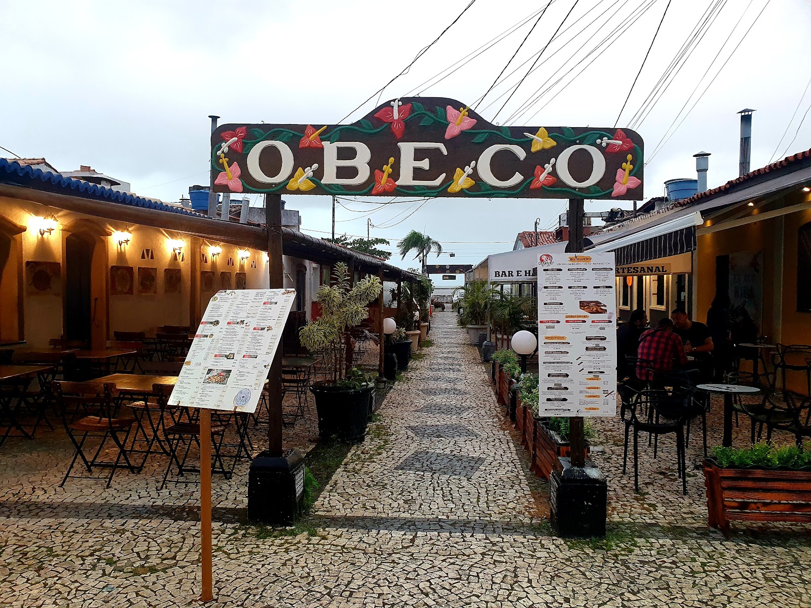 Passarela do Descobrimento, do Álcool, da Cultura, Atendimento ao Turista, Reclamações e Sugestões, Gastronômicas e Mercado