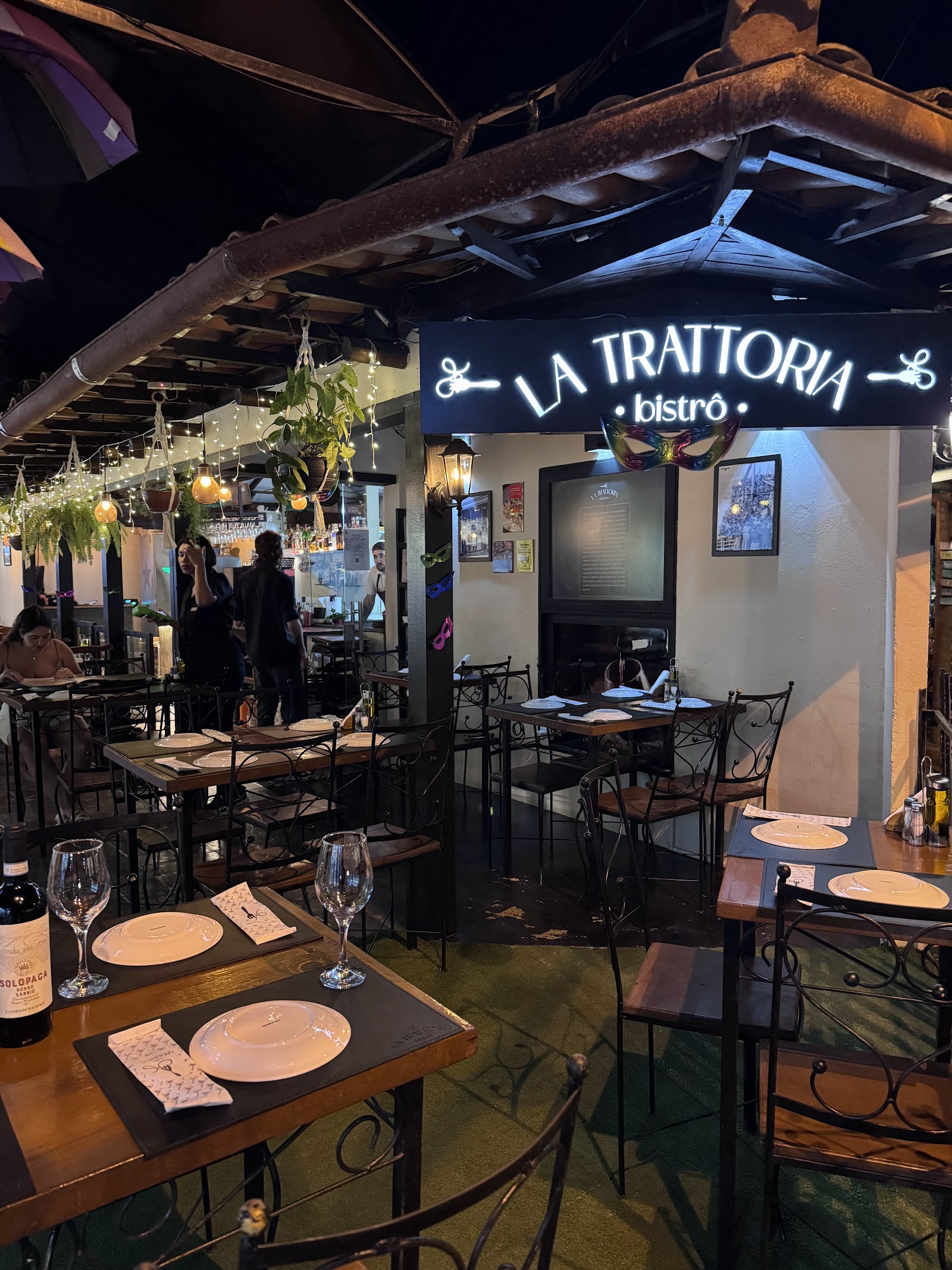La Trattoria Bistrô