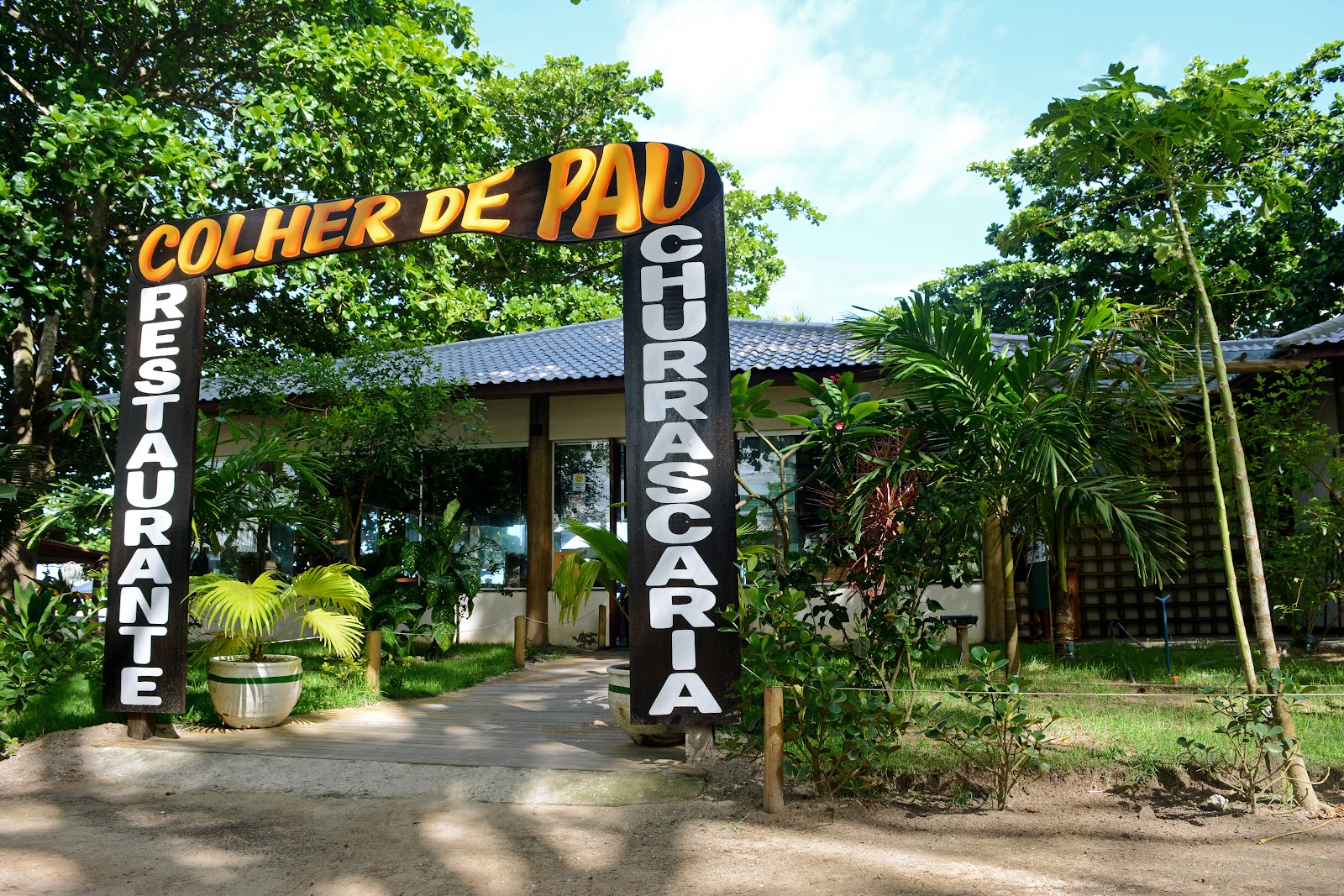 Colher de Pau - Mundaí Churrascaria Restaurante