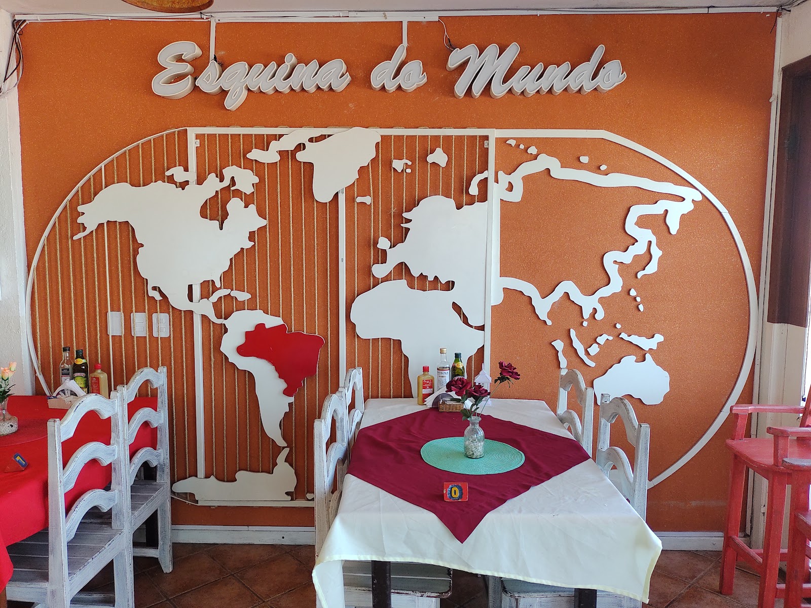 Esquina do Mundo | Restaurante - Passarela do Álcool