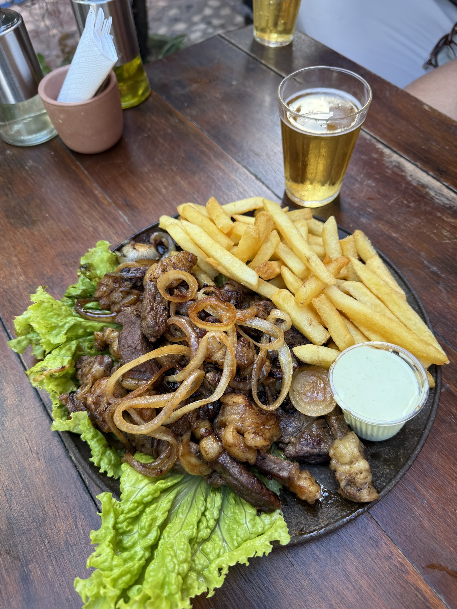 Cantinho Mineiro - Bar e Restaurante