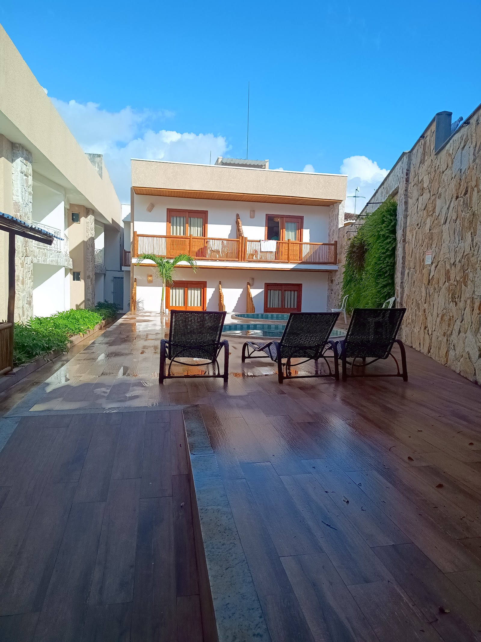 Hotel Shangrilá - Rede Soberano