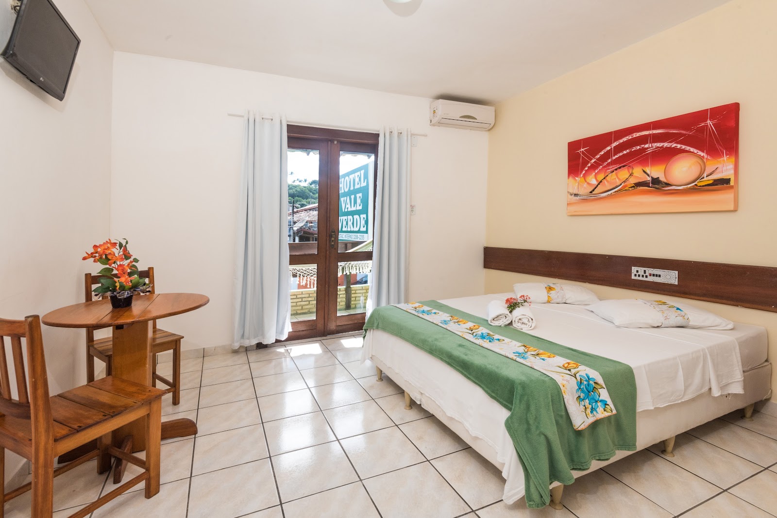 Hotel Vale Verde