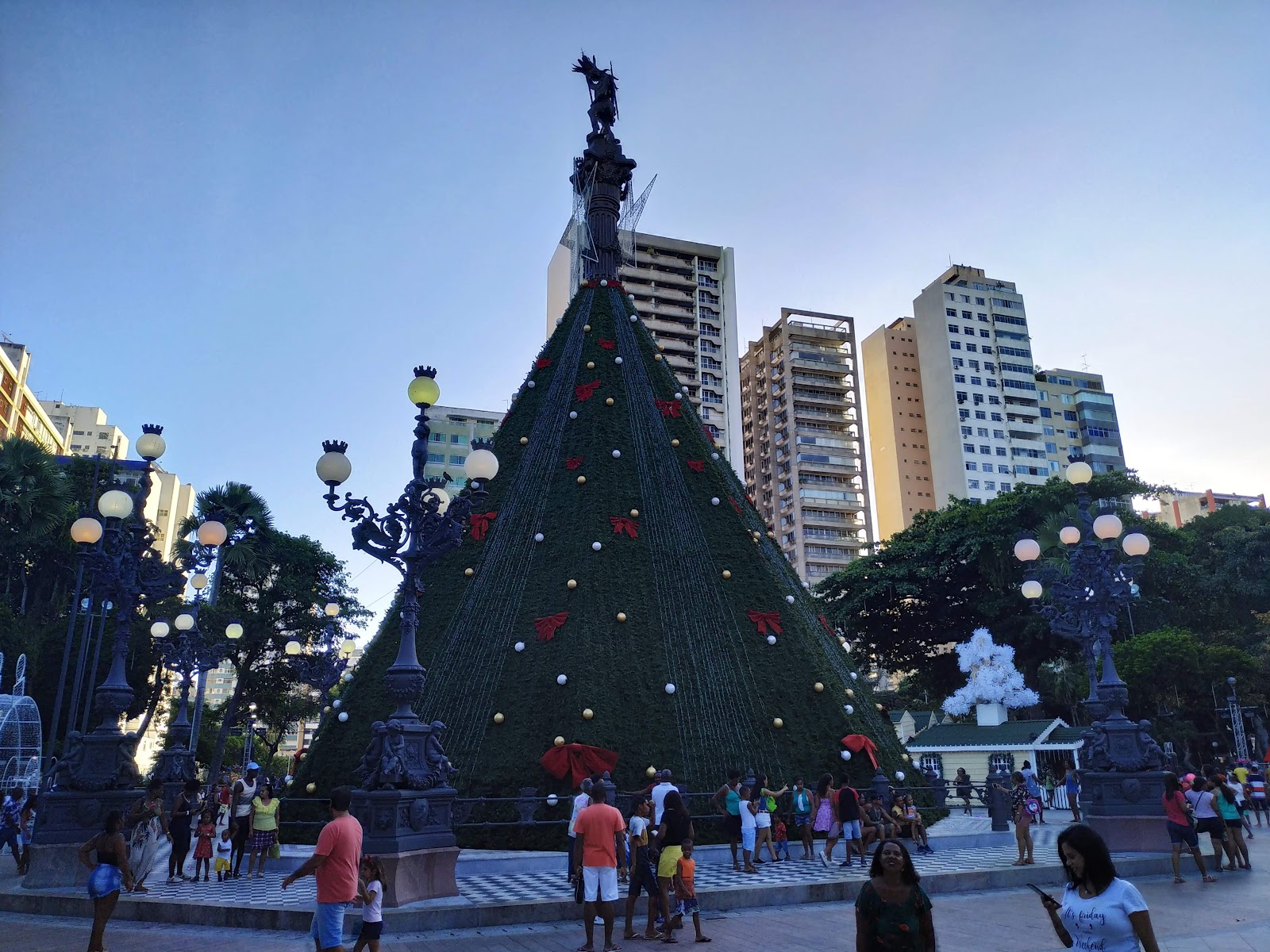 "Pé do Caboclo" - Monumento ao Dois de Julho