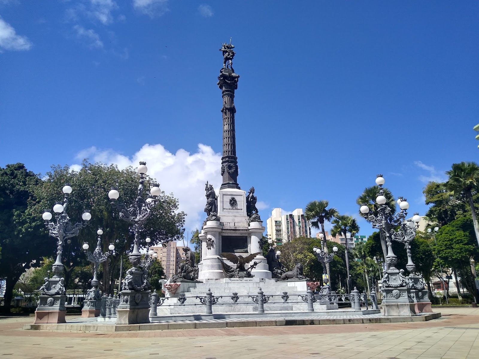 Praça Dois de Julho
