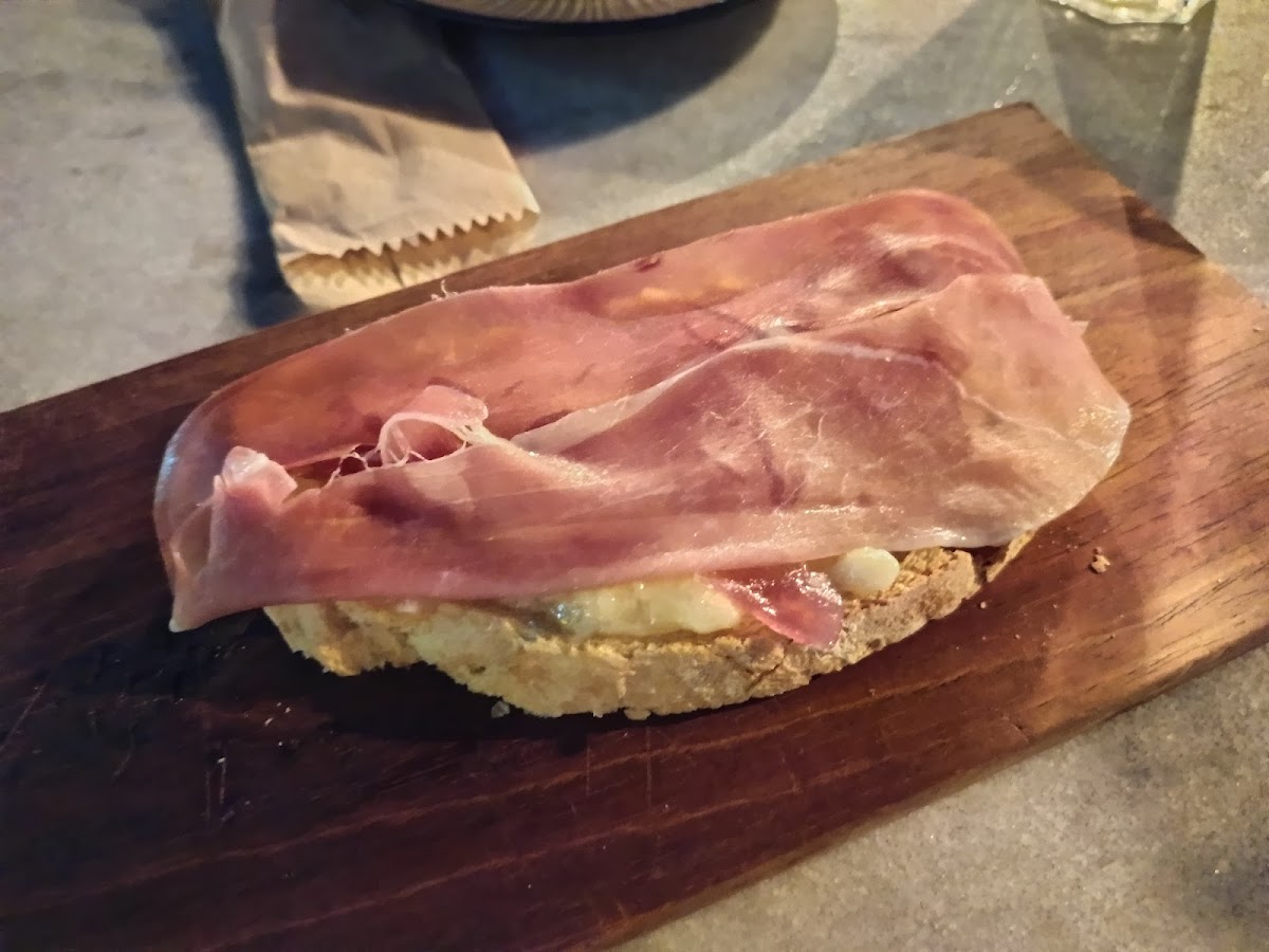 LARRIBISTRÔ