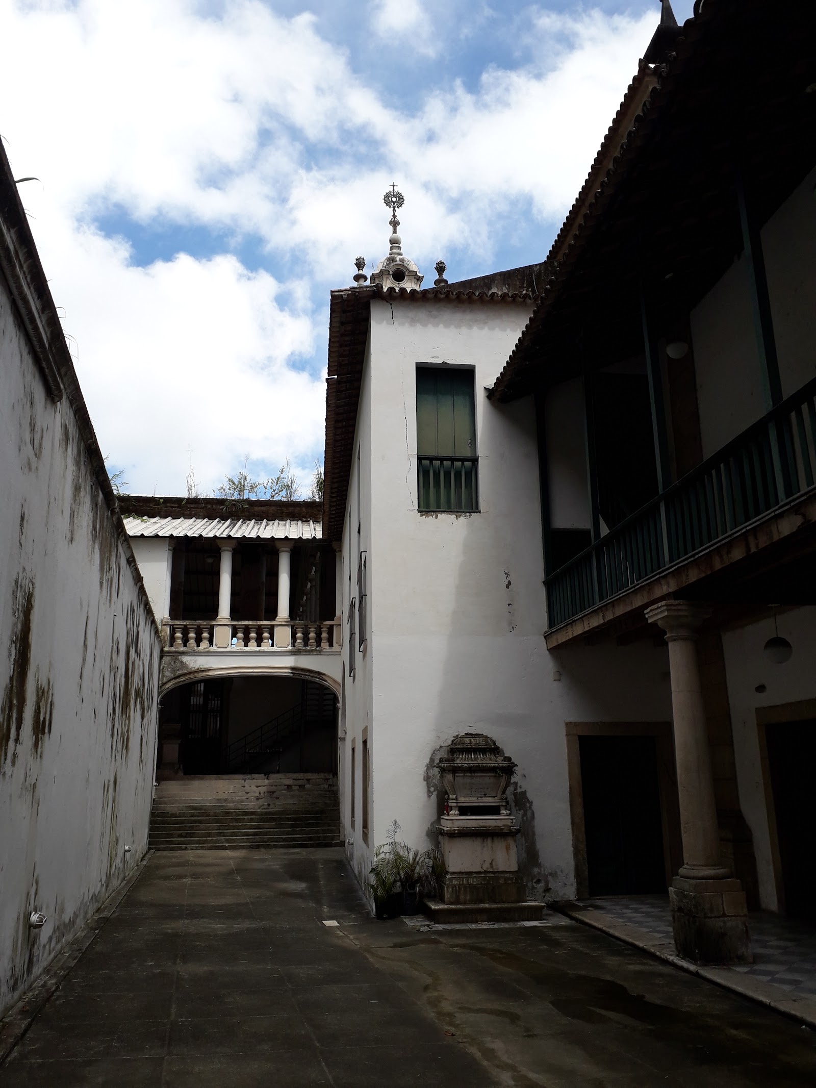 Igreja Nossa Senhora do Pilar e Santa Luzia
