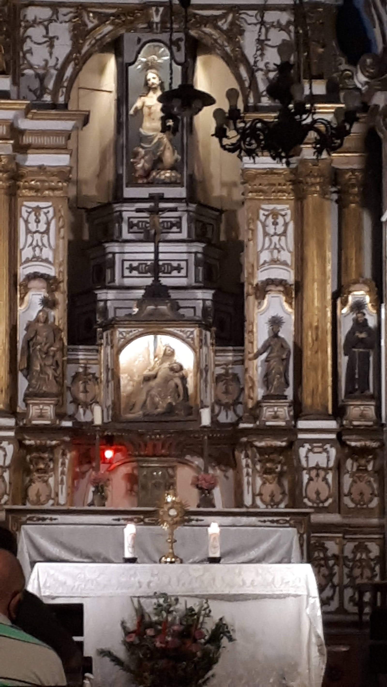 Igreja Nossa Senhora da Piedade e Recolhimento do Bom Jesus dos Perdões