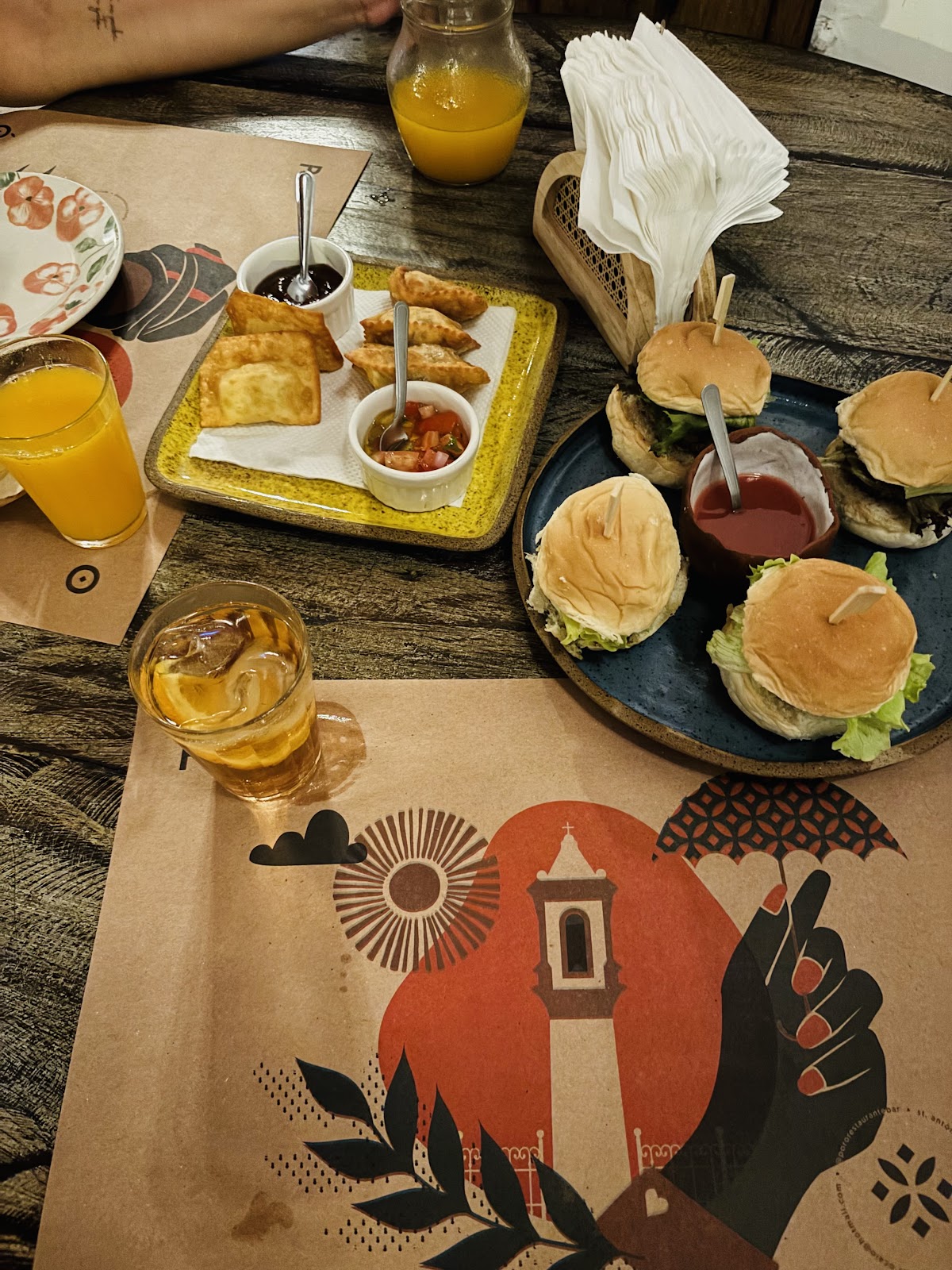 Poró Restaurante & Bar