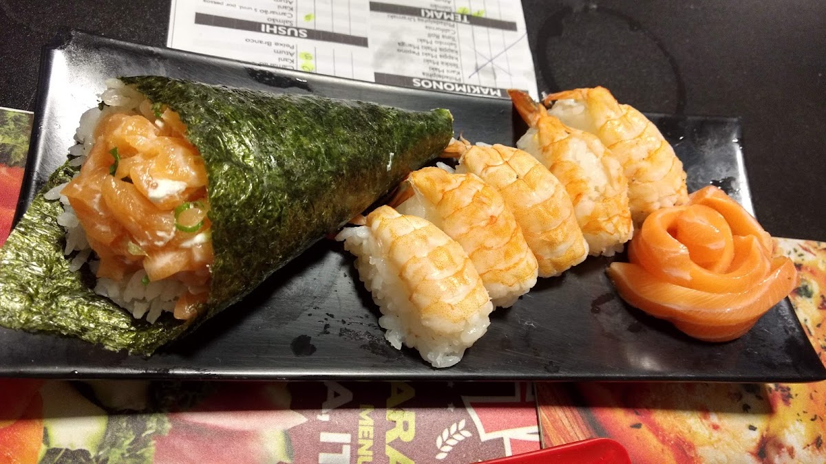 Amarelinho - Pizzaria, Sushi Bar & Restaurante