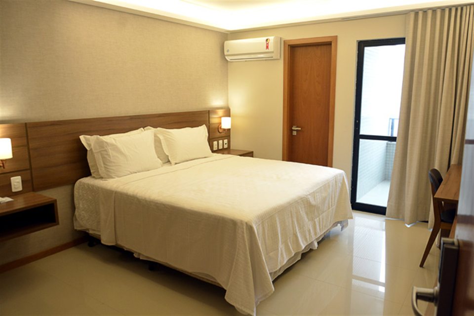 PITUBA PRAIAMAR HOTEL