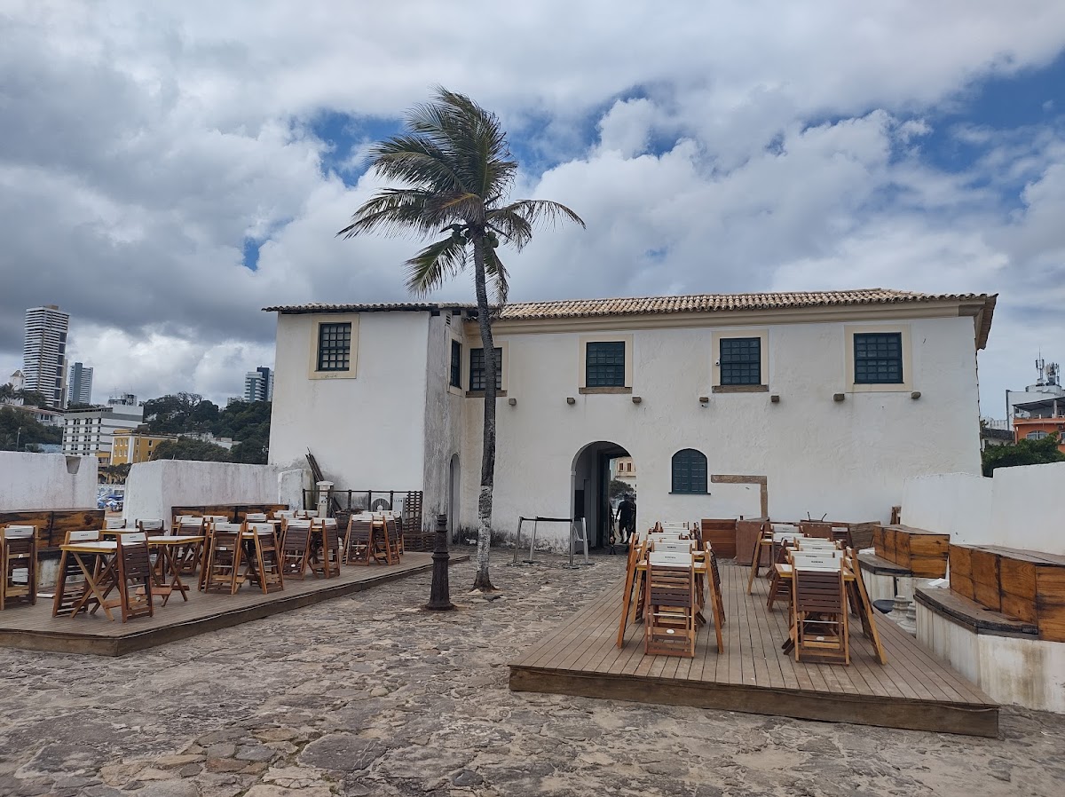 Espaço Carybé de Artes - Forte de São Diogo