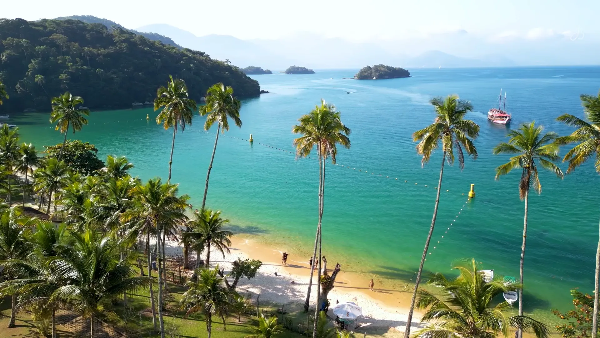 Passeio de Escuna na Ilha Grande