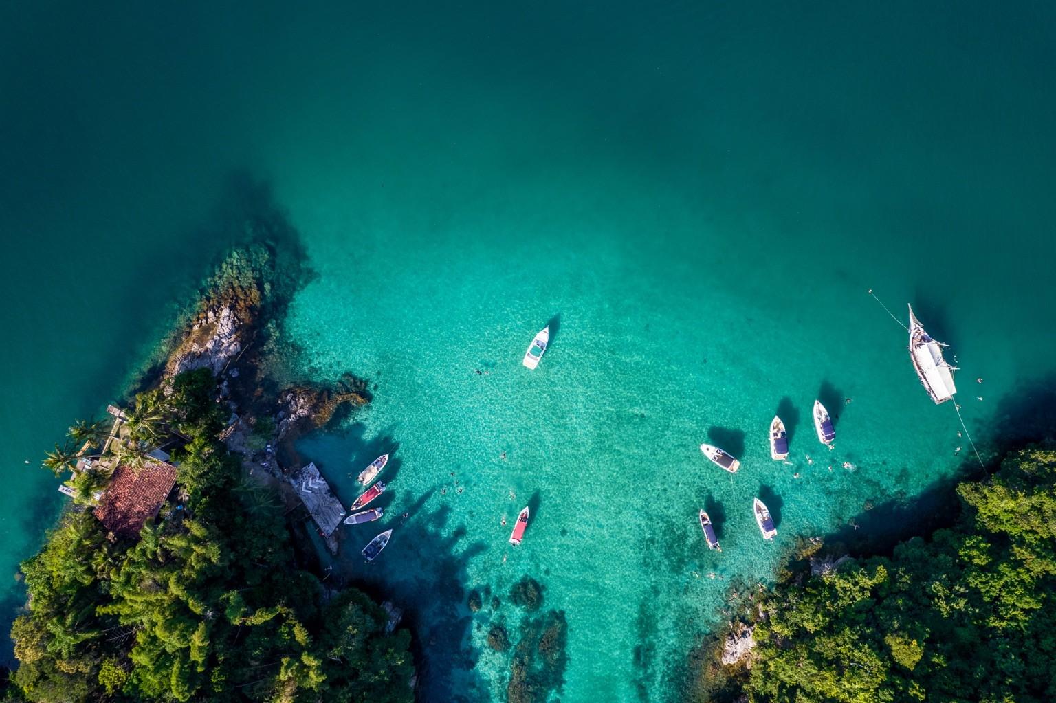PASSEIO DE LANCHA - Ilha Grande - Super Lagoa Azul