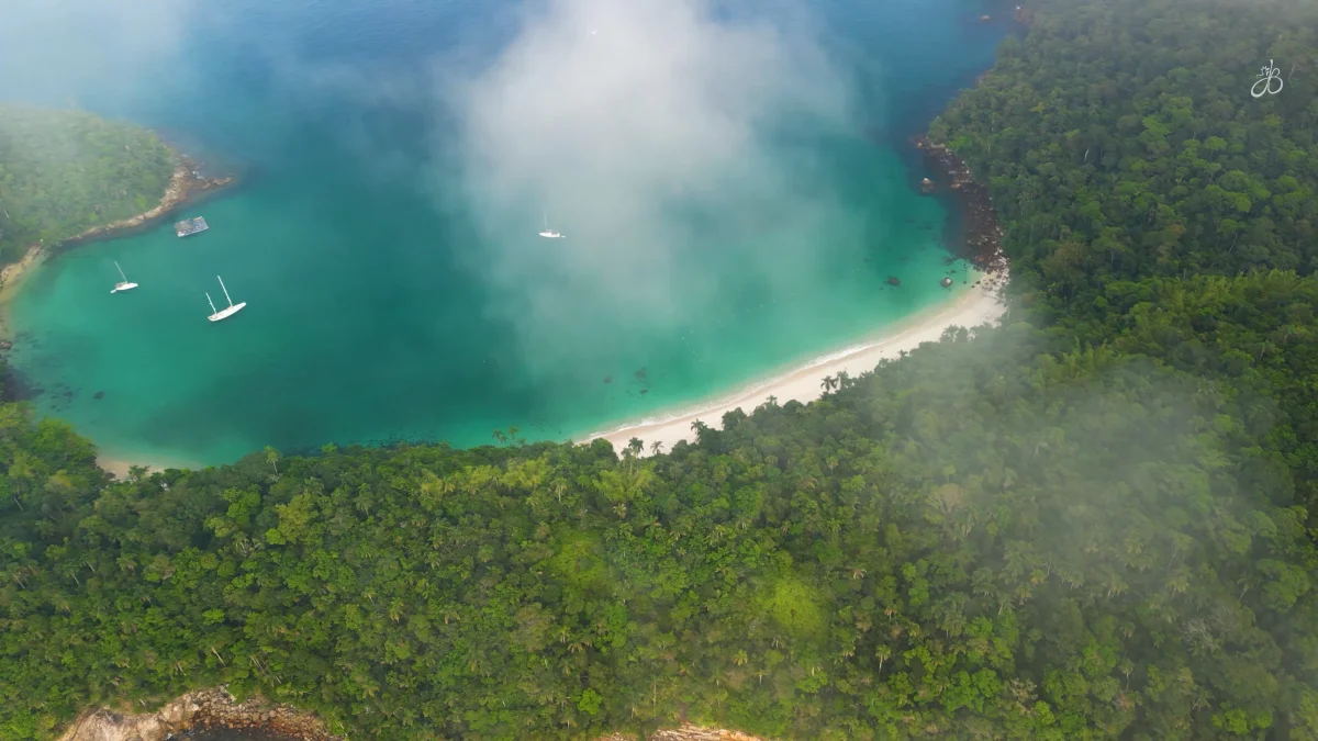 Passeio de Escuna na Ilha Grande, Praias e Aquários Naturais